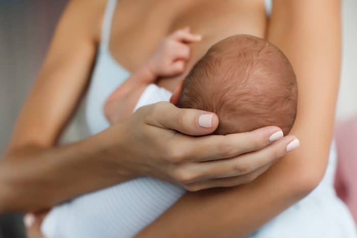 Tips Cara Menyusui (“Memberikan ASI Eksklusif”) Meski Ibu Bekerja