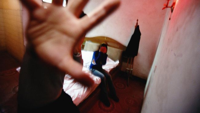 Ditangkap Saat Ngamar di Hotel Gadis 16 Tahun Malah Diperkosa Oknum Polisi di Polsek